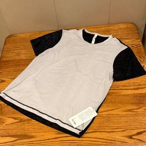 NWT Men’s Lululemon Black/Grey Warrior Tee - L